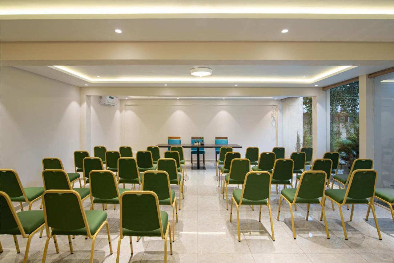 Time Square Boutique Hotel & Spa Alappuzha Екстериор снимка