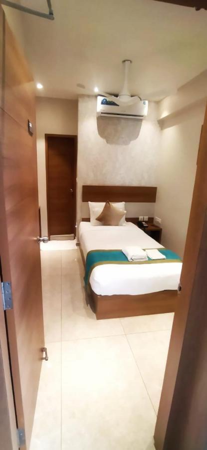 Time Square Boutique Hotel & Spa Alappuzha Екстериор снимка